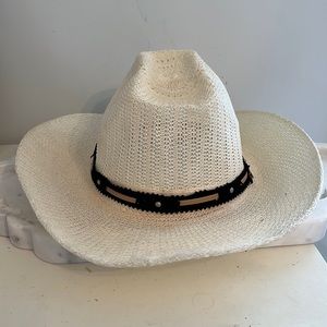 Women's Boutique Hat